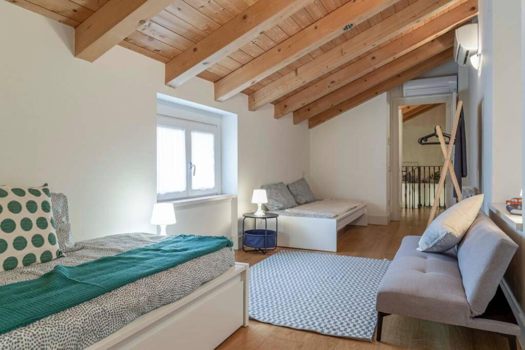 Palazzo Tergesteo Tirabora Suite Apartments 트리에스테 외부 사진