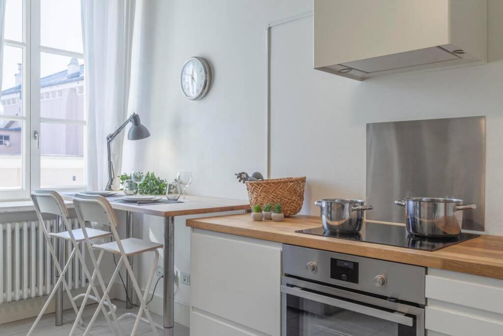 Palazzo Tergesteo Tirabora Suite Apartments 트리에스테 외부 사진